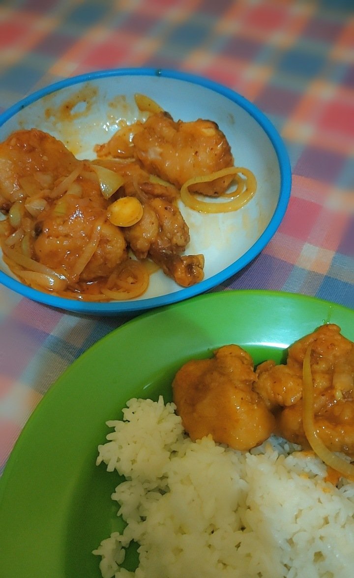 Yummy thanks god for dinner chicken crispy sweet and sour yummy!!! 😋😋 Cool Hoamde

#cooking #dinner #yummy #hungry #sweetandsour #crispy #taste #foodie #foodnaked #picsfood #delicious #simplecooking #flavour #picsfood #tasteflavour #chicken