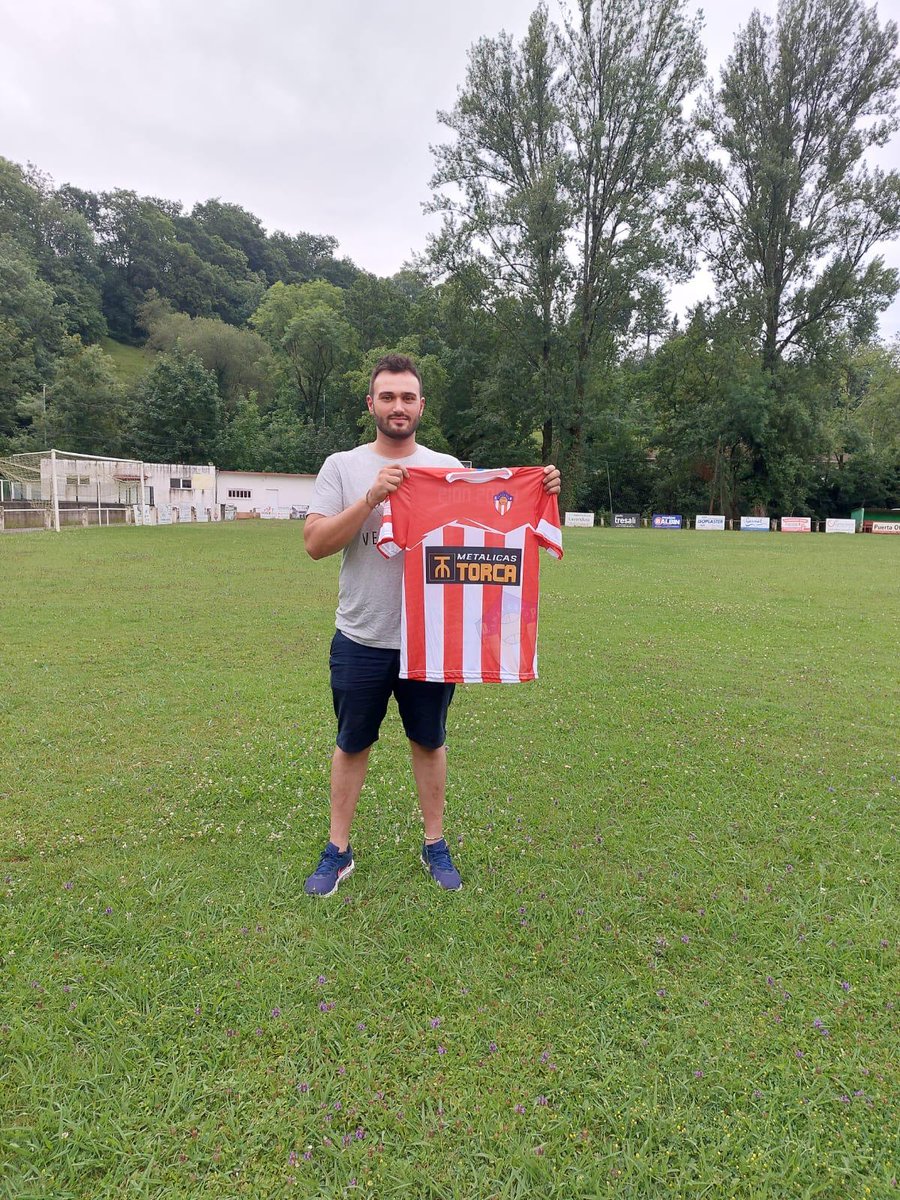 ¡¡¡NUEVO FICHAJE!!!

Iván, natural de Ques, refuerza el centro del campo.

Centrocampista de carácter ofensivo formado en el Sevares y en la Escuela de Fútbol de Nava.

Jugó en el Europa de Nava y en el Iberia.

¡Bienvenido a casa!

#VamosPilo ❤️🤍❤️