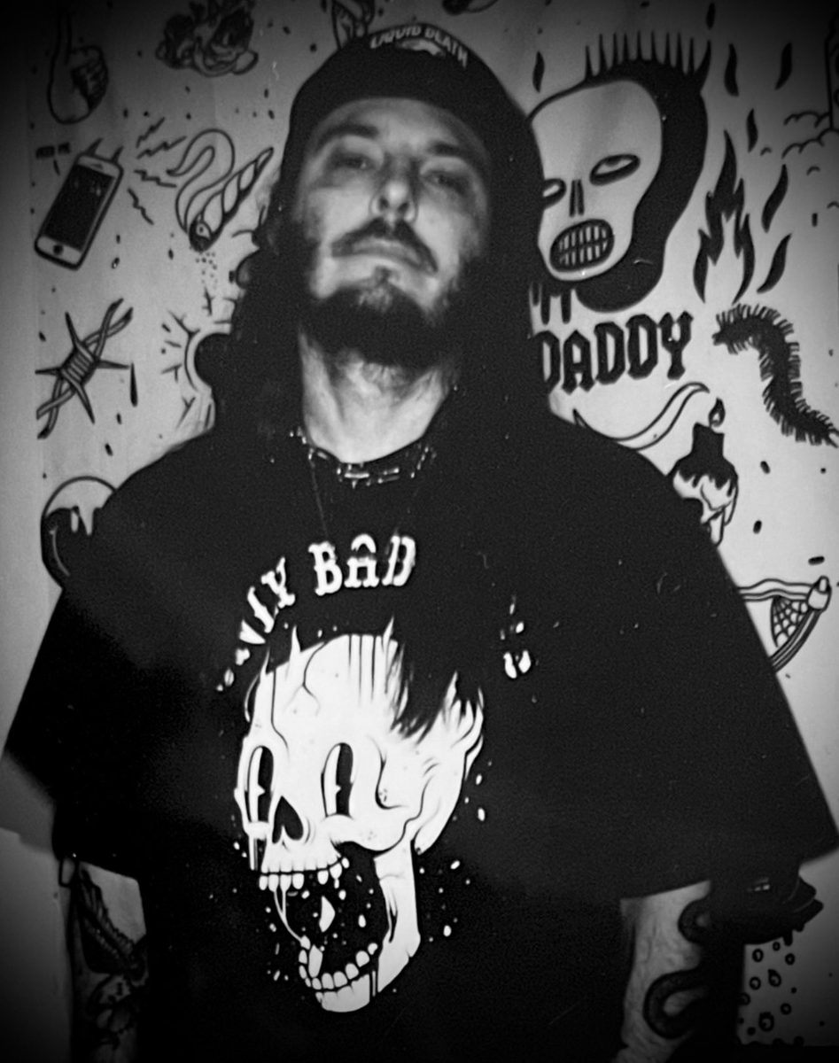 🥳HAPPY BIRTHDAY TO THE KREEPY DADDY!🥳

Hope you have the best day <a href="/junkyardlala/">JUNKYARD 👀</a>!

Go blow up this legend's notis today!