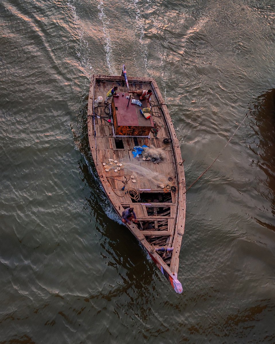 Fishing boat🛶❤️
#boat #boatphotography #boating #fishing #fishingboat #fisherman #fishermanlife #boatfishing #boatography #boatlife #boatphoto #phoneshot #photography #mobilephotography #mobilecapture #creativephotography #photographers_of_india #coloursofindia #shotonphone