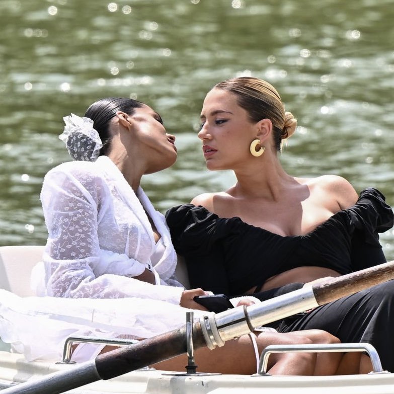 tashasbby's tweet image. MAIS QU’ELLES SE MARIENT??????