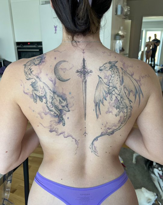 I’ll take any excuse to share my back piece ? https://t.co/preKW4YgiK