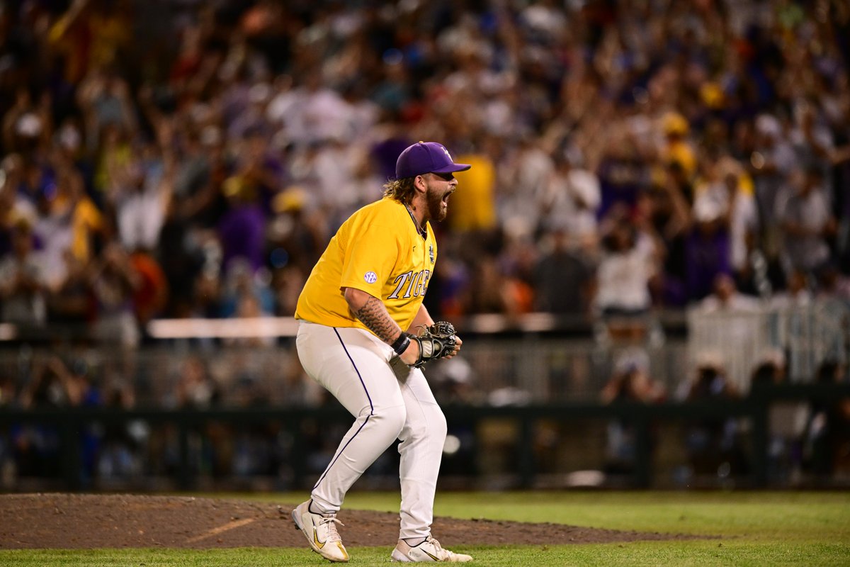 ESPN Images (@espnimages) on Twitter photo ⚾️ The 2023 <a href="/NCAABaseball/">NCAA Baseball</a> #MCWS Champion will be crowned tonight👑
ESPN's 31st - and final- #NCAA championship of the 2022-23 school year 🏆
Florida Gators vs. LSU Tigers | 7p ET | ESPN, <a href="/ESPNPlus/">ESPN+</a> ⚾️ The 2023 <a href="/NCAABaseball/">NCAA Baseball</a> #MCWS Champion will be crowned tonight👑
ESPN's 31st - and final- #NCAA championship of the 2022-23 school year 🏆
Florida Gators vs. LSU Tigers | 7p ET | ESPN, <a href="/ESPNPlus/">ESPN+</a>
