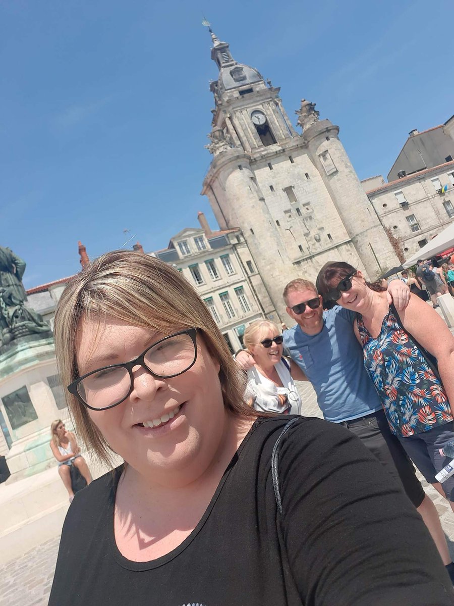 allissonjane's tweet photo. “Solo travel not only pushes you out of your comfort zone, it also pushes you out of the zone of others’ expectations.” #msc #cruiseaddict https://t.co/laf4xkG1rk