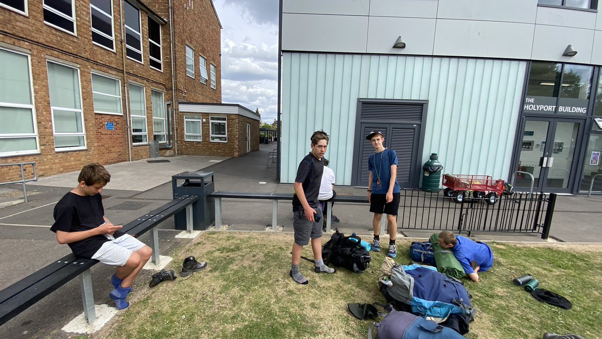 CoxGreenDofE's tweet photo. Final group has arrived, congratulations to all https://t.co/YAA6H6BmdV