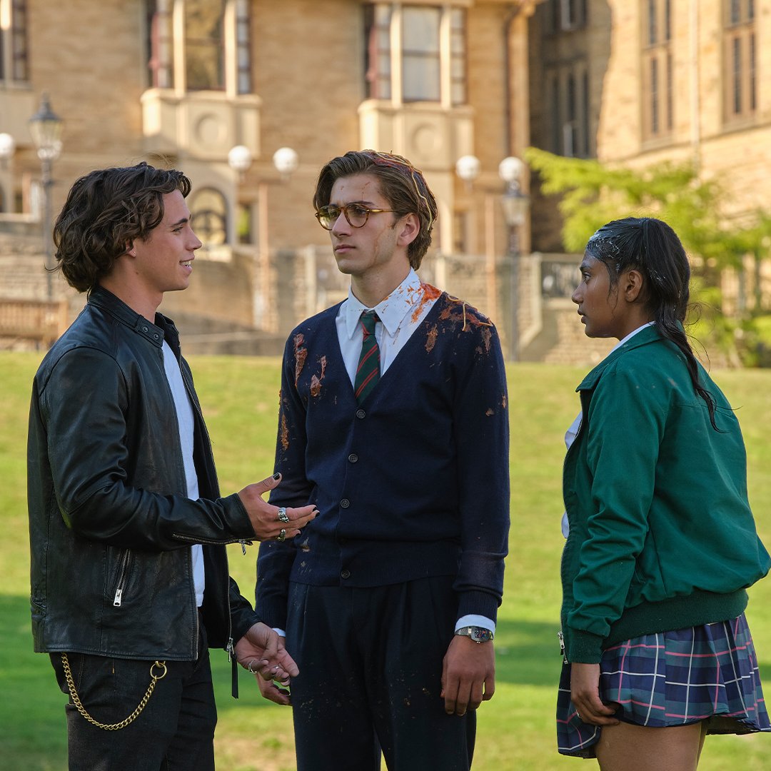 primevideouk's tweet image. Pssst, hey! Here's your first look at #HowToDateBillyWalsh but keep it to yourself 🤫 Coming to @primevideouk 8th September!!