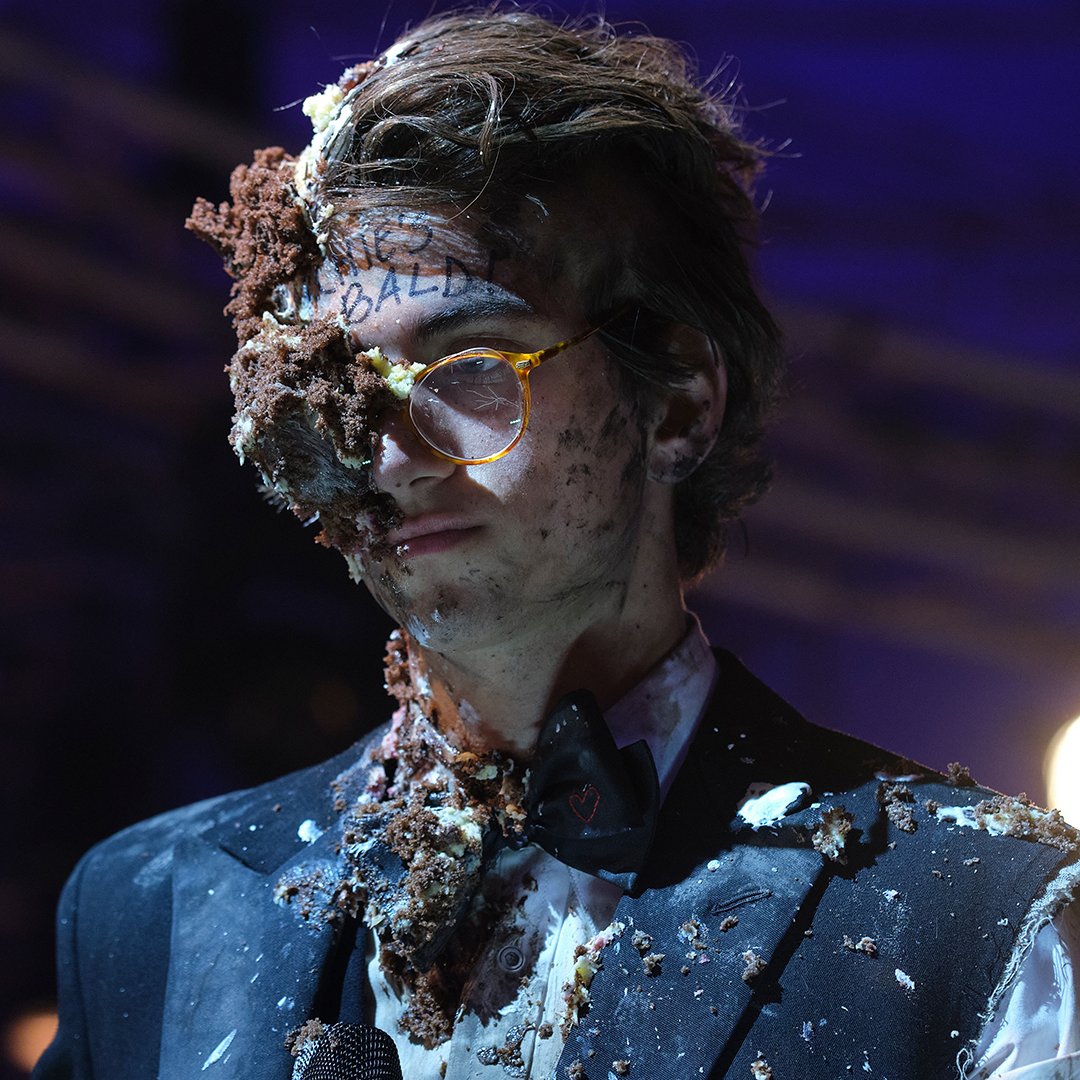 primevideouk's tweet image. Pssst, hey! Here's your first look at #HowToDateBillyWalsh but keep it to yourself 🤫 Coming to @primevideouk 8th September!!