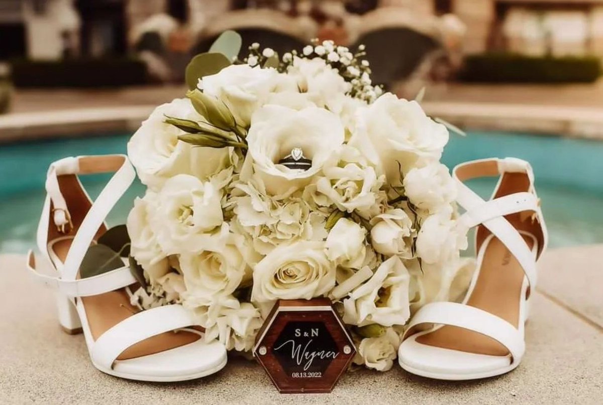 Paint Creek CC (@paintcreekcc) on Twitter photo Ready to start planning your wedding? Paint Creek Country Club is the perfect place for you!
We are currently booking dates for 2024 and beyond. Contact haley@paintcreekgolf.com for wedding information today.
Beautiful photos by Heidi. Instagram: @ brezandwild! Ready to start planning your wedding? Paint Creek Country Club is the perfect place for you!
We are currently booking dates for 2024 and beyond. Contact haley@paintcreekgolf.com for wedding information today.
Beautiful photos by Heidi. Instagram: @ brezandwild!