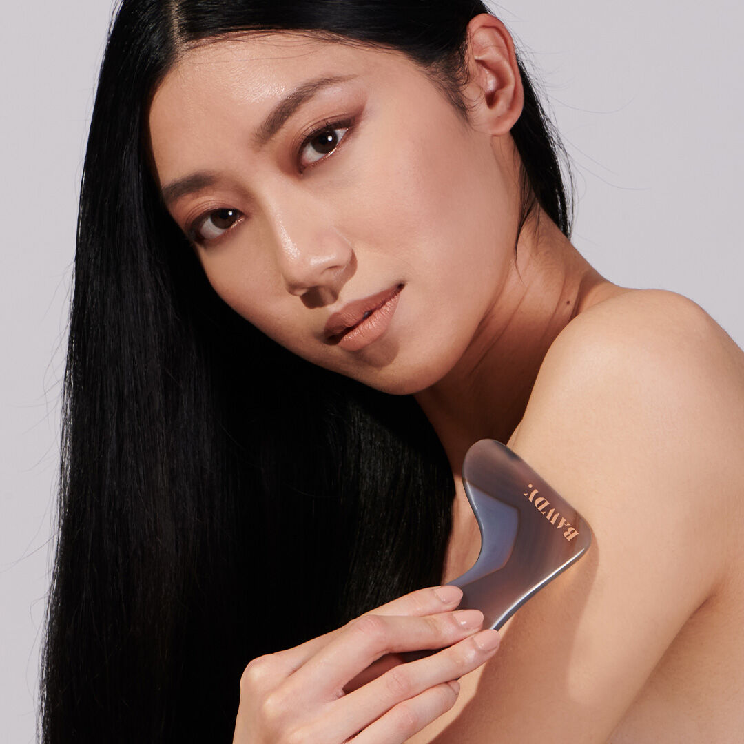 PolishedDaily's tweet photo. EXCUSE TO GET NAKED. @BawdyBeauty gives you the best excuse to nourish your #body through touch and play. #Bawdy  uses only #clean and powerful #botanicals that help to firm, tighten and nourish your skin. 

For members only:
➝ LIVE NOW AT UP 60% OFF on https://t.co/x8dOnCQyV8 https://t.co/XJbDjDNI7f