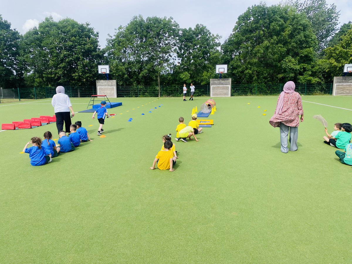 A great morning delivering a #PLPrimaryStars Sports Day to 9️⃣0️⃣  pupils from Reception Classes at Chase Lane Primary School in Chingford @wfcouncil 😀👏🏻 #lofc