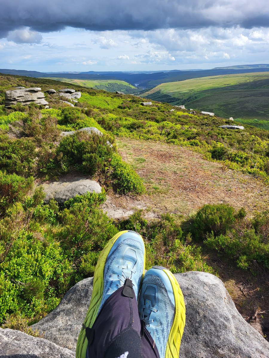 A view that always delivers #sitclub #peakdistrict #getoutside #getoutdoors