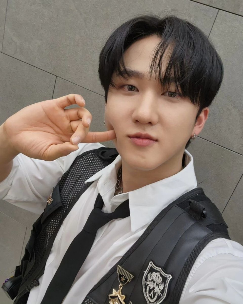 ChangbinBrasil's tweet photo. #IG | 26.06.23

Atualização do Changbin no Instagram.
🔗 https://t.co/aGAXl9MAhX

“Binnie Core ><
#StrayKids #Stay #🐖🐇 #MuCoreMC”

#StrayKids #스트레이키즈 #Changbin #창빈 @Stray_Kids https://t.co/1kj9UTnxix