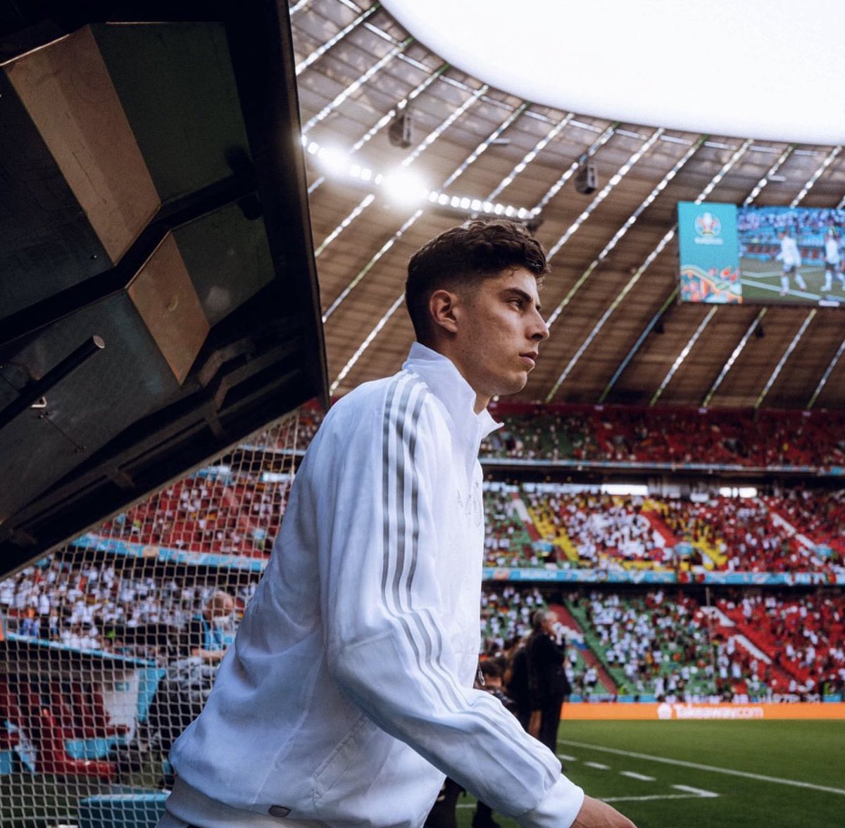 🚨 Kai Havertz has completed his Arsenal medicals. All left is the signature and the announcement. Reports, <a href="/SkySportsNews/">Sky Sports News</a>.