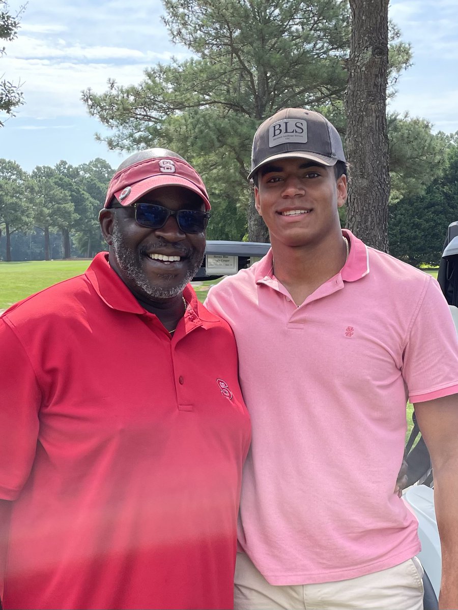 rmjamesfvhs's tweet photo. Glad to be at Bentwinds Country Club in Fuquay-Varina, NC to support the annual Fuquay-Varina High School Athletic Boosters Golf Tournament. It’s so good to see members of the Bengal Nation past and present playing today and supporting our school! https://t.co/lQtMkQk8c2
