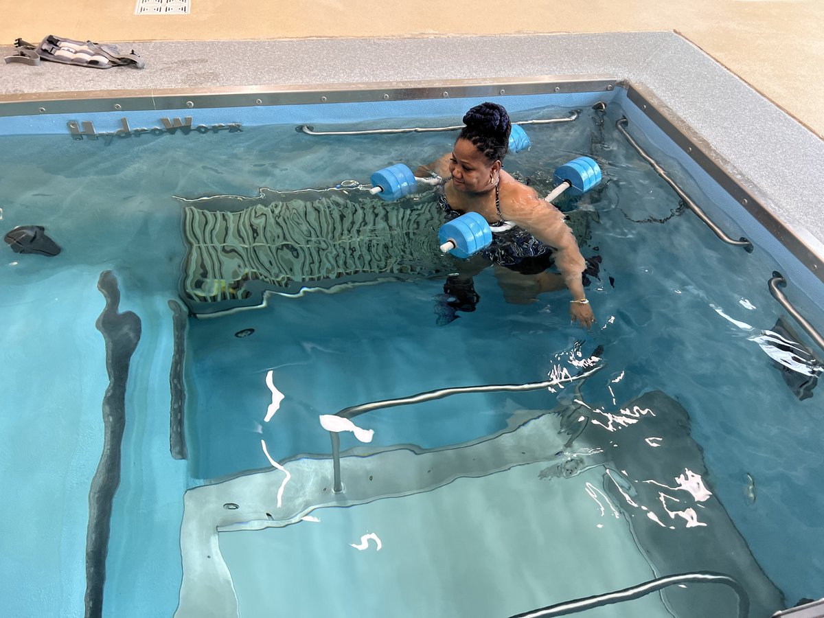 Check out Ashley working with one of her patients in the @HydroWorx 750 therapy pool, which includes an underwater treadmill, resistance jet technology & multi-angle video capabilities to support gait analysis. Learn more: bit.ly/3JsJchN. #aquatictherapy #hydrotherapy