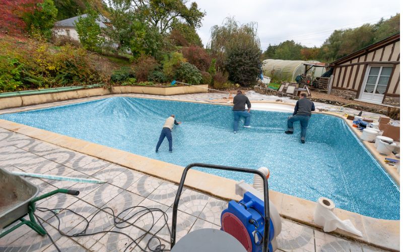 SmallPhilsHomes's tweet photo. What are your thoughts on in-ground pools? 

Check out this post to learn more about in-ground pools and if they are worth it! https://t.co/bzSjMbnDwr https://t.co/B06iKfOExE