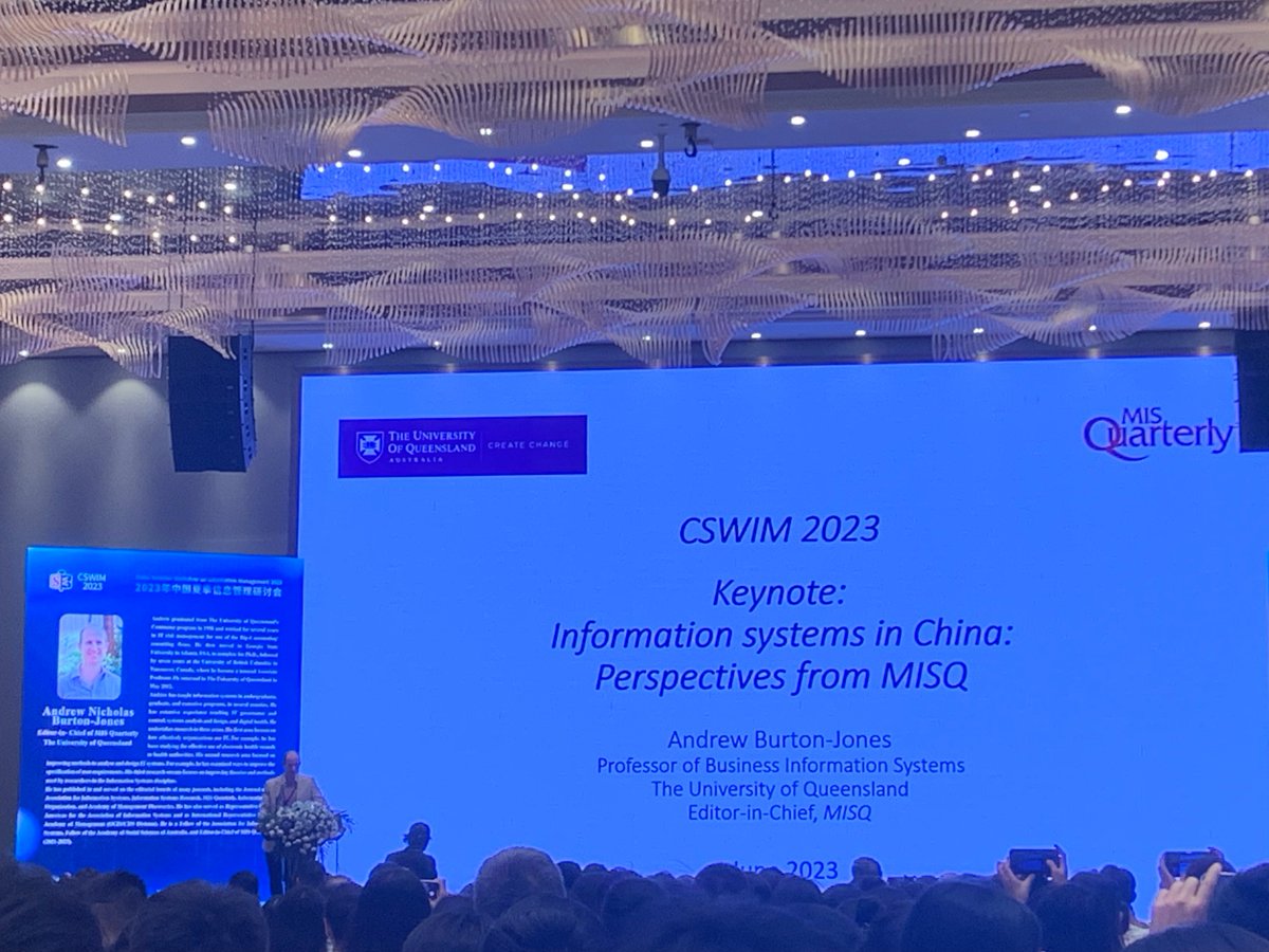 Thrilled to attend CSWIM 2023 and grateful for the chance to present our ongoing research on human-AI interaction. My first in-person academic conference since grad school.😊💪 #research #academics