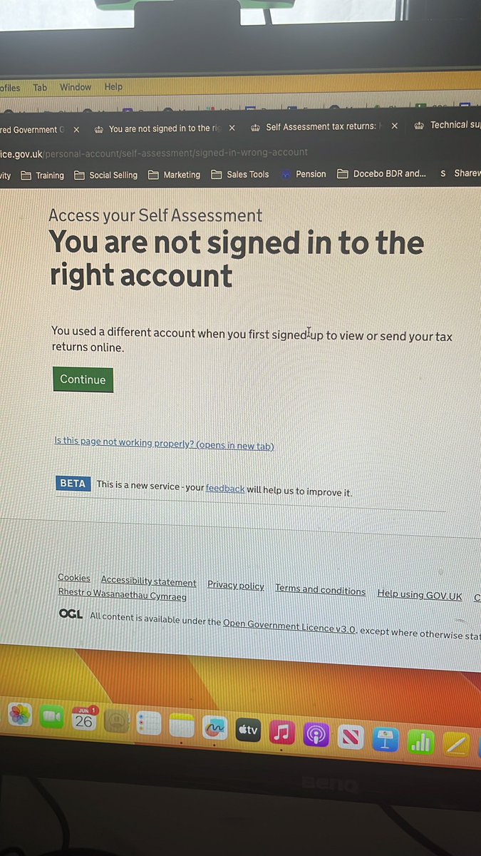 mike_docebo's tweet photo. @HMRCcustomers I have an issue with my self assessment account. I get the msg on the attached screenshot but the phone lines are shut and no one is available on the chat service. What do I do? https://t.co/AcGbR1gZ7b
