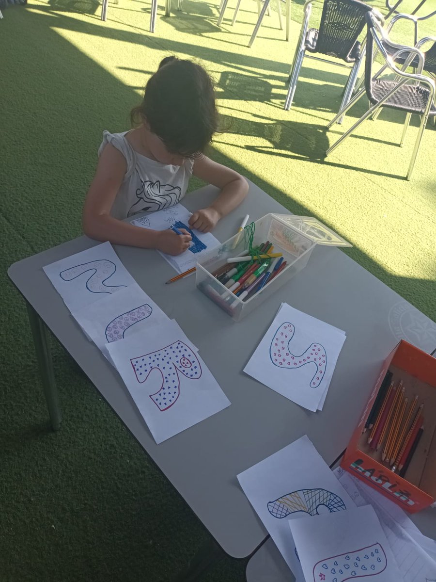 #NochedeSanJuan los peques este📷'Mural de los Deseos'
#escapadaMadrid #actividadesEnMadrid
#Animación #Splash #ParqueLúdicoDeAgua #familyfriendly #Ecofriendly #bungalows #Suites #turismoMadrid #Madrid #Naturaleza #CampingMadrid #BusCampingMadrid
@CampingMadridArcoIris