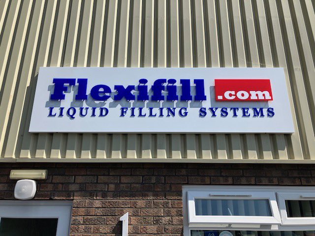 Dibond tray sign with letters on locators and VHB foam tape supplied for Flexifill in Bristol ⭐️
Please email over your signage requirements to enquiry@kingsplastics.co.uk for a quote today 👑
#signageroyalty #makingsignsfor70years #signs #signage #fascia #fasciasignage #bristol