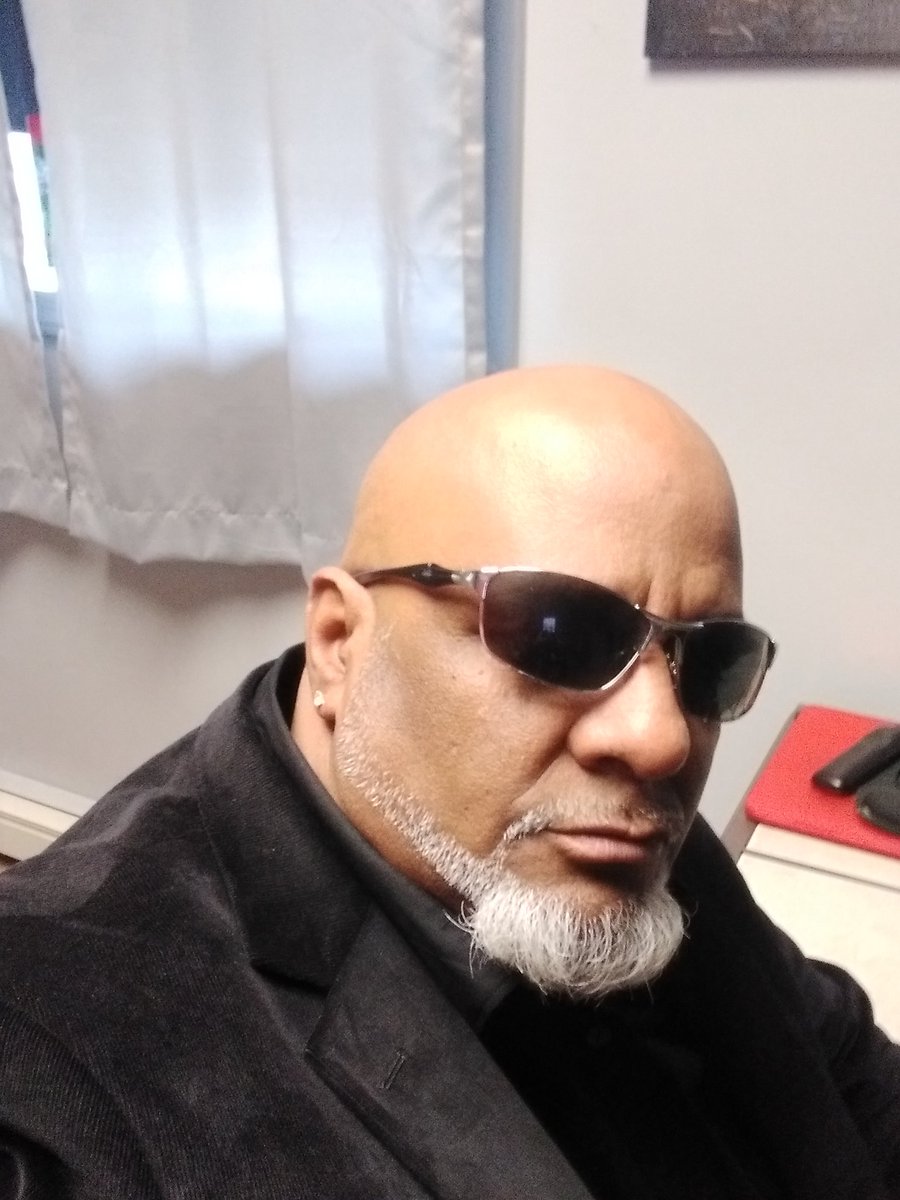 47Filthy's tweet photo. 53 looks good on me #YouTuber #Men #fiftythree #gamer #contentcreator #funny 🌍🤗🤭🇵🇷 https://t.co/71s29HyhUi