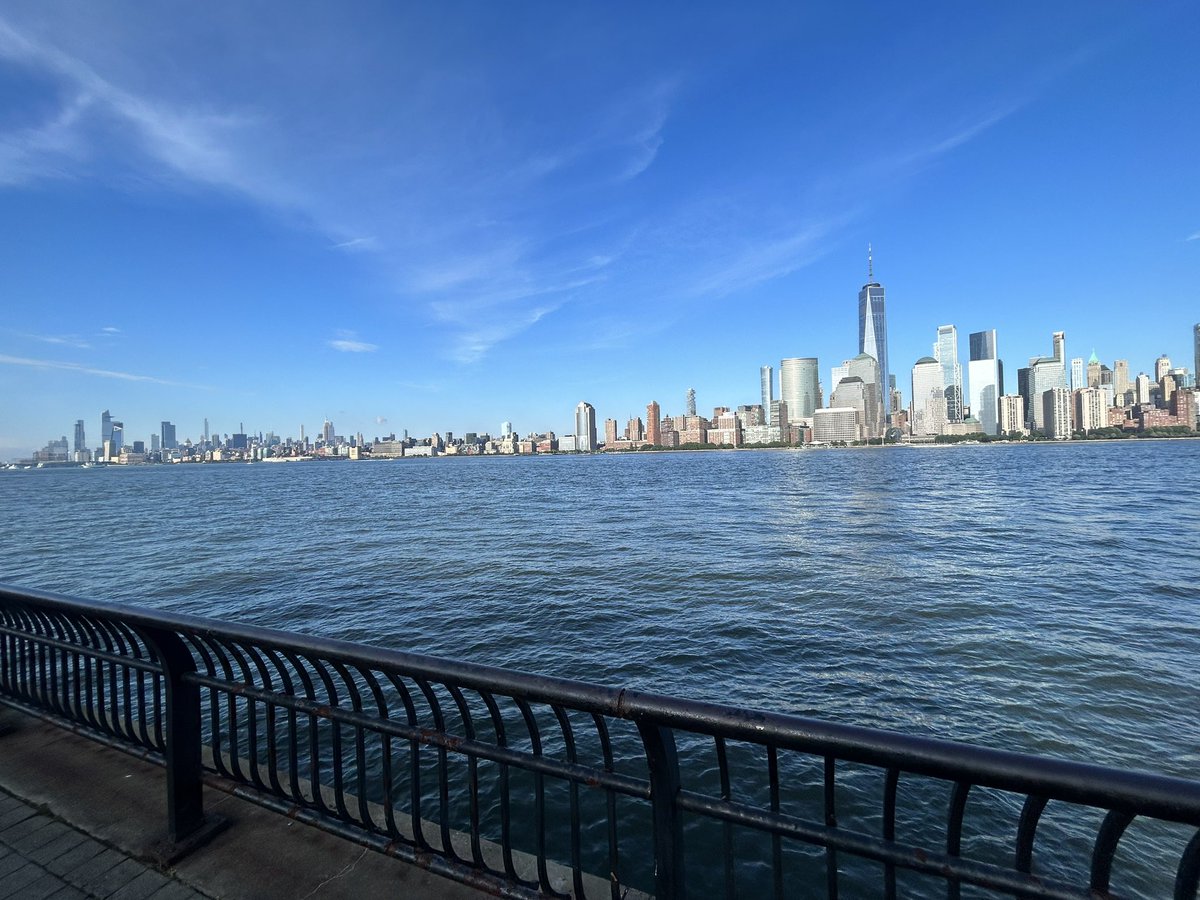 Zoe Forsey tweet media