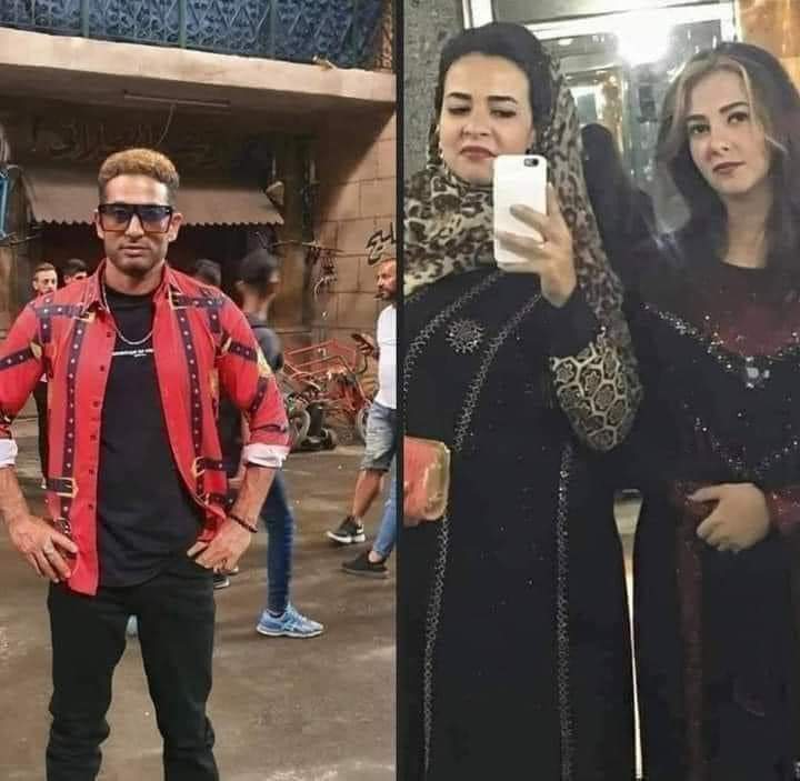 اول يوم عيد الساعه 6صباحا بتوقيت المقطم 
عند جامع صبحى حسين 😂