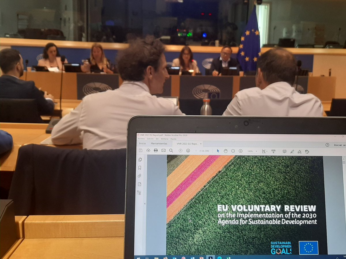 Starting right now the Civil Society Forum with a debate with MEPs in European Parliament on #2030Agenda EU Voluntary Review. More ambitious commitments are needed for our common future #NosVaElFuturoEnEllo