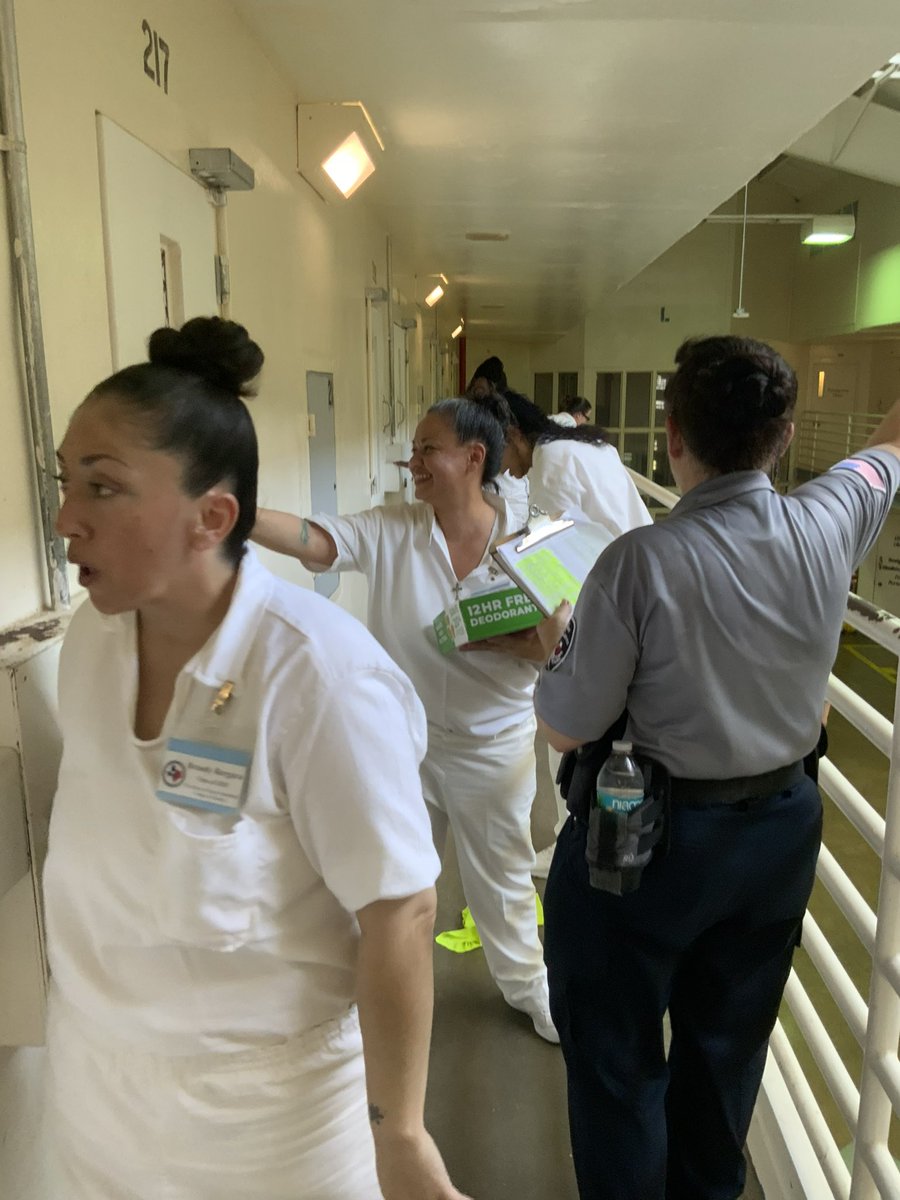 BrennaNorwood's tweet photo. We had a busy and blessed Saturday welcoming a new bus of women to the Hobby Unit. Our students were given permission to welcome and serve them. Our students then visited every single woman at Hobby and gave them a treasured bar of soap. They worked tirelessly with joy. Heb 10:34 https://t.co/HQgzEZSXxB