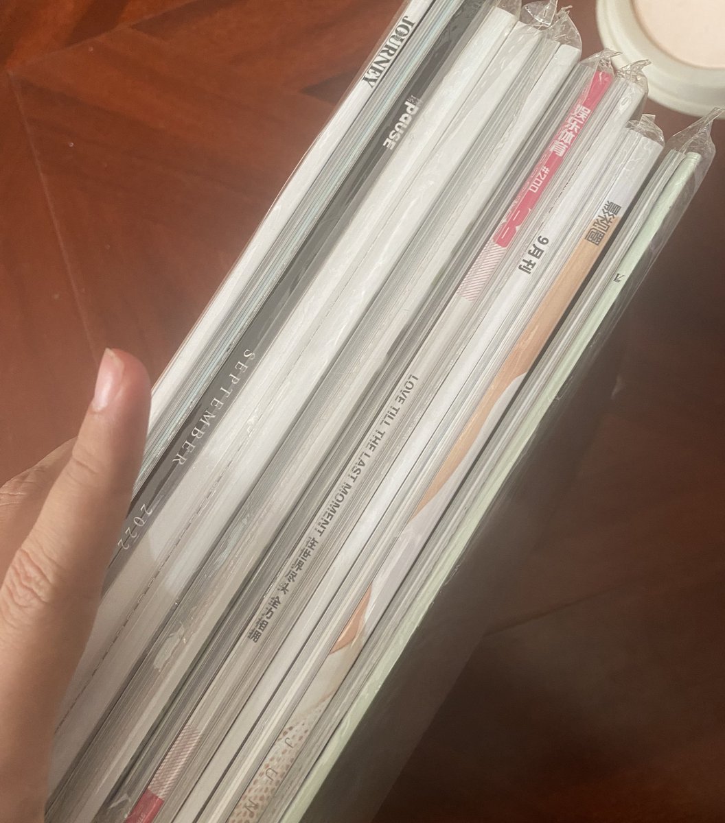 eikourluve's tweet photo. Still remember how I was excited to order every single Magazines in order to support my luve 💙 

that time too . it was always started from magazine and followed by working with brand ! Let’s manifesting for the best 

#xblushmagazinexbuild
@JakeB4rever #BuildJakapan https://t.co/cFujSY39u2