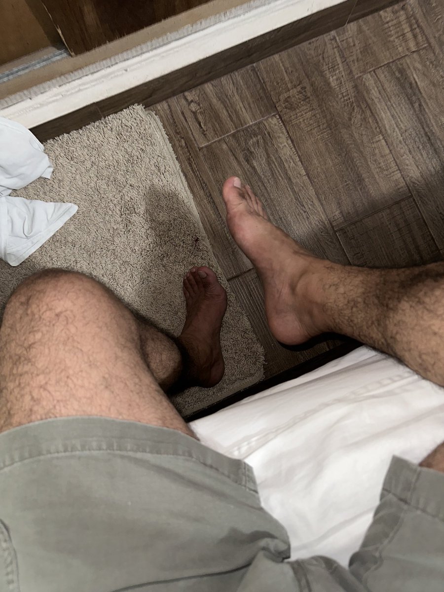 Me duelen los pies.