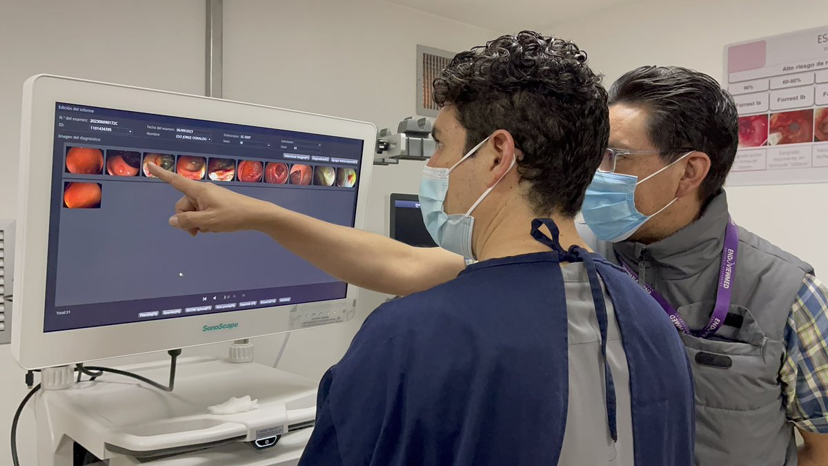 HIAyoraLoja's tweet photo. ENTREVISTA | @DrMartinCorone1 especialista del servicio de endoscopia del @HIAyoraLoja detalla en @sur_loja el beneficio de endoscopias y eco endoscopias que se vienen realizando a favor de los pacientes con el apoyo del @Salud_Ec y la empresa privada. https://t.co/Usi6c79Cjy