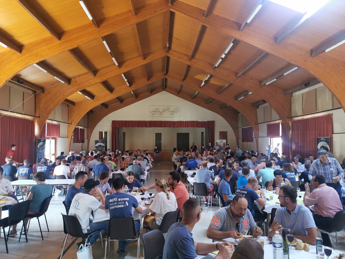 noriapcoop's tweet photo. Une belle réussite pour nos visites d’essais #Opti qui se sont déroulées du 2 au 22 juin avec 600 agriculteurs 🧑‍🌾présents.

👉#proximité #convivialité et #technicité

👏Bravo à @ServtecPvNORIA pour votre investissement ! https://t.co/WD5vC6yazC