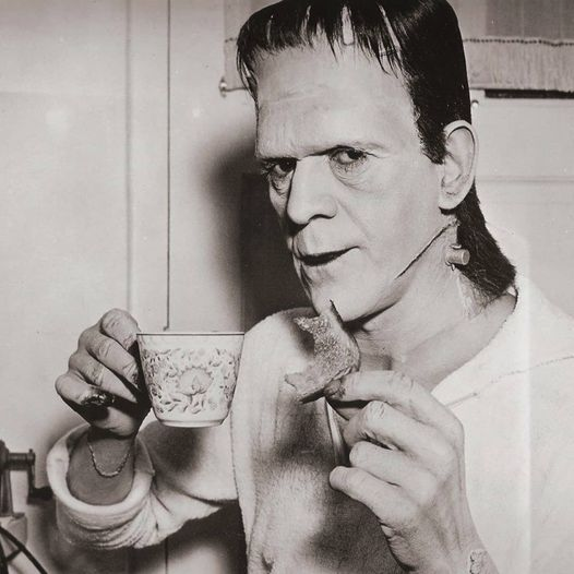 woofknight's tweet photo. Dead and Breakfast. Boris Karloff having a quick tea break between shots of Frankenstein (1931). https://t.co/vu2XejPpE3