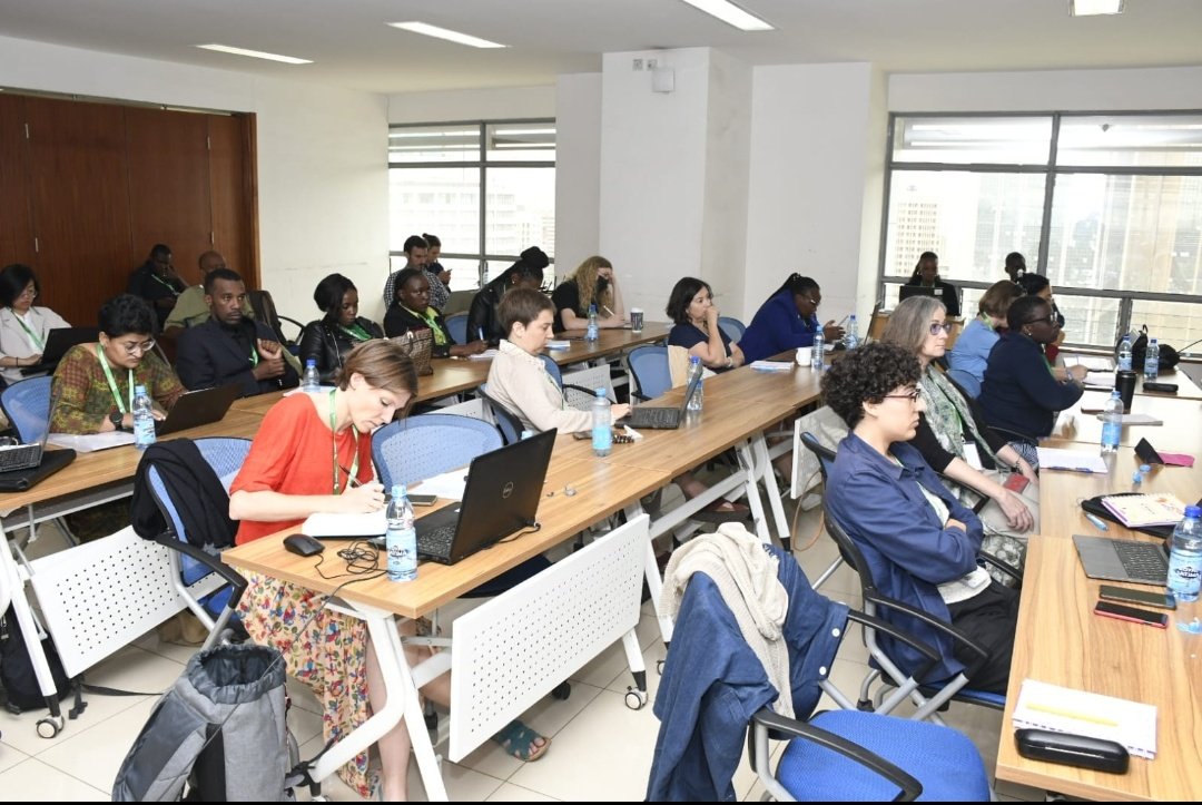 Joyce_w_k's tweet photo. Last week was an incredible experience at #IASC2023 conference hosted @uonbi! Learned and networked for 6 days straight. The highlight for me was Milka Chepkorir's keynote on how #ndigenous communities contribute to #globalisation despite facing exclusion.Thanks @grassEcon. https://t.co/7oz2zvKhFf