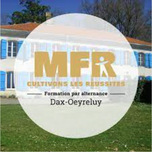 #AvecPôleemploi #dax , semaine de la #formation avec aujourd'hui, la MFR de Oeyreluy qui vient présenter à un groupe de demandeurs d' #emploi ses formations de technicien. #Tousmobilisés @poleemploi_NA @pole_emploi <a href="/LarrieuNicolas/">Nicolas LARRIEU</a>