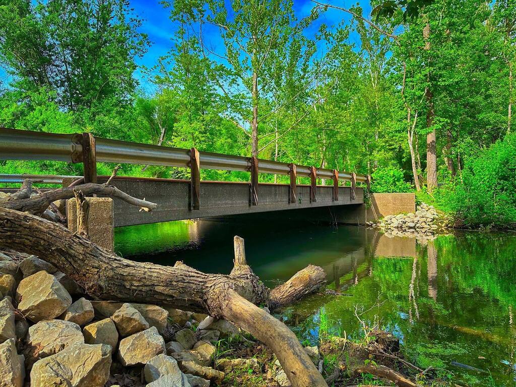 Wasn’t venturing too much closer. I don’t do snakes. 🐍 instagr.am/p/Ct9CsU-rEf3/