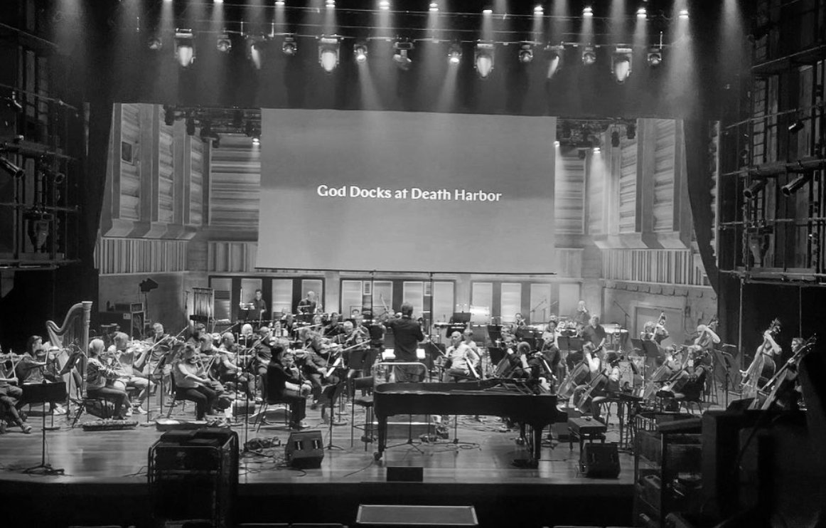 Five days left to listen to Qasim Naqvi’s (@qasimnaq) incredible orchestral piece God Docks at Death Harbour on @BBCSounds featuring BBC Concert Orchestra, conducted by @andrederidder. Listen now: bbc.co.uk/sounds/play/m0…