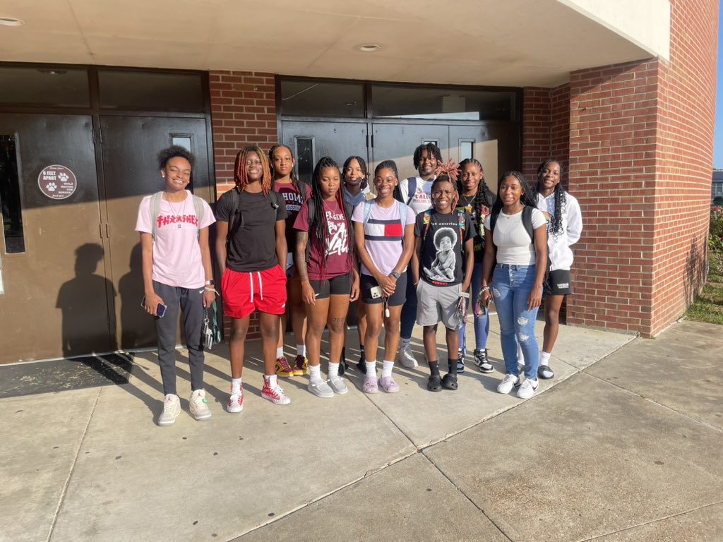 Happy First Day of Summer School from our Lady Tigers #Jeremiah29And11 🏀🔥🐅