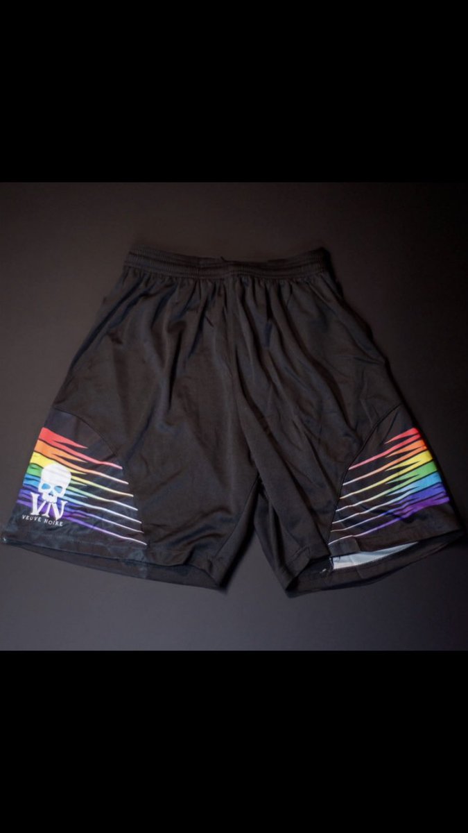 Training kits and match day kits available ✅⚽️👇🏻

veuvenoiresportswear.com