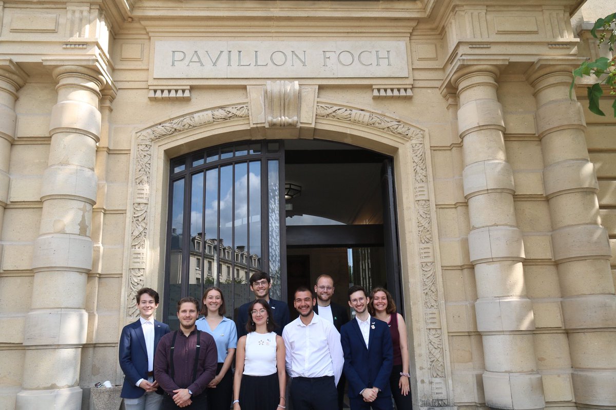 <a href="/TutPASS_2ATP/">Tutorat PASS-LAS - 2ATP</a> <a href="/TutoMarseille/">Tutorat Associatif Marseillais</a> <a href="/TutoratRennais/">Tutorat Rennais</a> <a href="/TutoratNicois/">Tutorat Niçois</a> <a href="/TutoSanteRouen/">Tutorat Santé Rouen</a> #Agrément | Clôture de la cérémonie par les fédérations de #santé ainsi que la #DGESIP avec la remise des diplômes ! 👏

Un grand bravo aux #Tutorats pour leur travail acharné, et leur constante envie de s’améliorer et d’innover, vous pouvez être fiers de vous ! 🤝