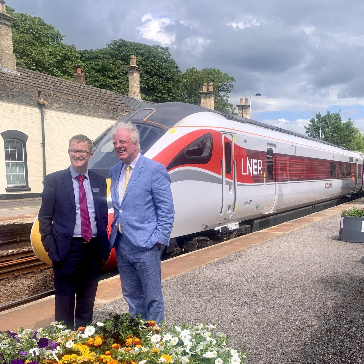 EdwardLeighGB's tweet image. Today, after thirty-two years campaigning, I joined @davidhorne as @LNER did its validation run for a daily direct rail service between Market Rasen and London.

Thank you to all whose efforts have made this possible.