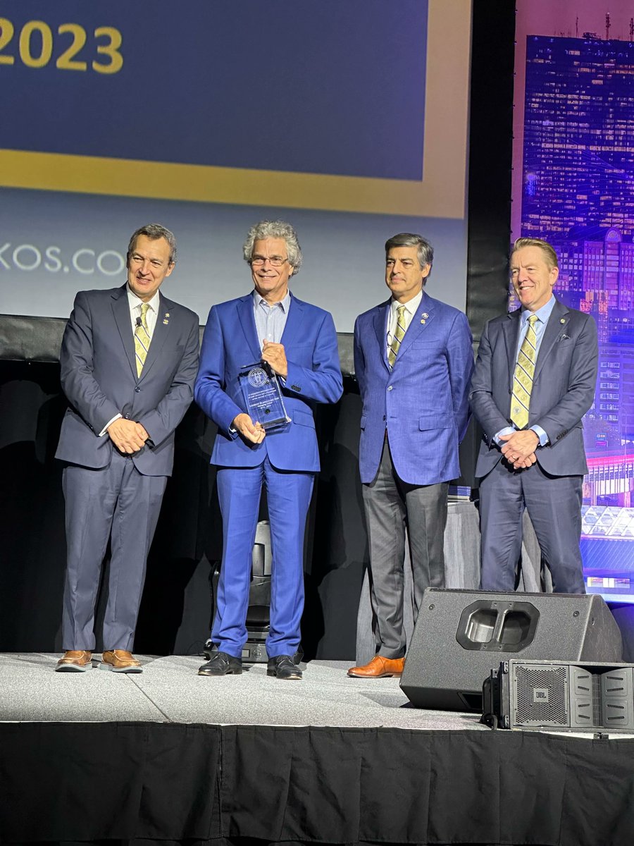 Journal of ISAKOS (@j_isakos) on Twitter photo @JISAKOS former EIC Dr C Niek van Dijk (<a href="/CNiekvanDijk/">C. Niek van Dijk</a>) and Managing Editor Dr Leendert Blankevoort (<a href="/Leendert_B/">Leendert Blankevoort</a>) were honoured by <a href="/ISAKOS/">ISAKOS</a> at the recent congress #ISAKOS2023 that took place in Boston last week.
❇️ Thank you both for your services and for your commitment!!! @JISAKOS former EIC Dr C Niek van Dijk (<a href="/CNiekvanDijk/">C. Niek van Dijk</a>) and Managing Editor Dr Leendert Blankevoort (<a href="/Leendert_B/">Leendert Blankevoort</a>) were honoured by <a href="/ISAKOS/">ISAKOS</a> at the recent congress #ISAKOS2023 that took place in Boston last week.
❇️ Thank you both for your services and for your commitment!!!