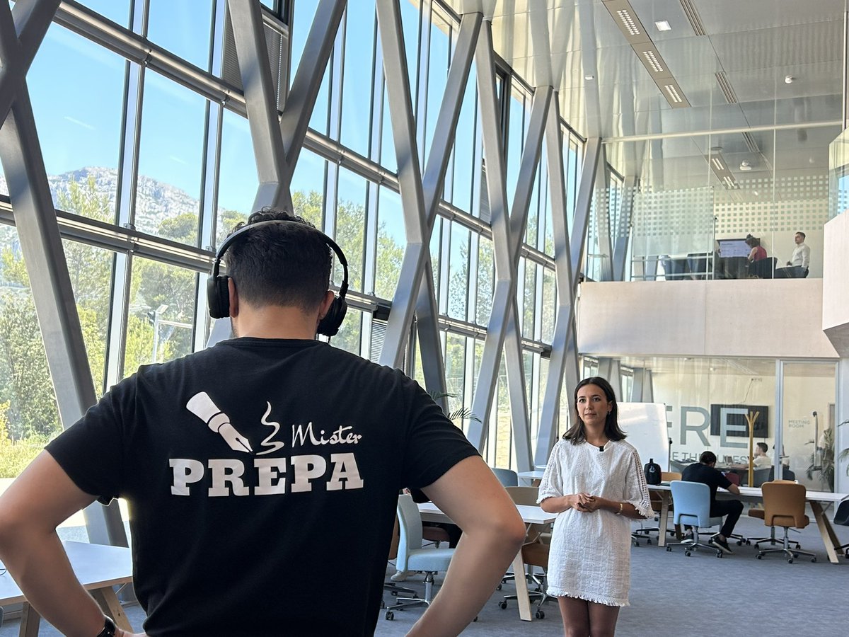 Sylvie JEAN (@sylvieojean) on Twitter photo En direct du tournage <a href="/MisterPrepa/">Mister Prépa</a> <a href="/KedgeBS/">KEDGE Business School</a> avec Louison ancienne étudiante en prépa littéraire au lycée Fénelon qui partage son parcours au sein du PGE et son projet de rejoindre le DD Sciences Po Aix ! En direct du tournage <a href="/MisterPrepa/">Mister Prépa</a> <a href="/KedgeBS/">KEDGE Business School</a> avec Louison ancienne étudiante en prépa littéraire au lycée Fénelon qui partage son parcours au sein du PGE et son projet de rejoindre le DD Sciences Po Aix !