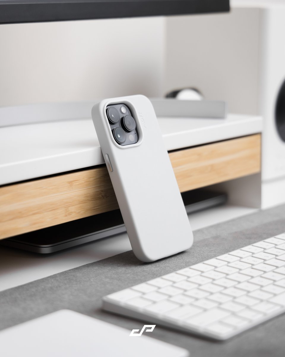 jeorgepaolo_'s tweet photo. Hooold up @moft_us never knew your case is this cleaaaaan 🧼✨
#moft #iPhone14Pro https://t.co/XynhfahqeS