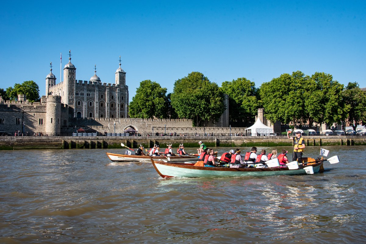 Just two weeks to go to the #OarsomeChallenge2023 and we can't wait to get going! Still time to join the 22 teams taking part in the unique experience of #rowing through central London - highlight of the summer!