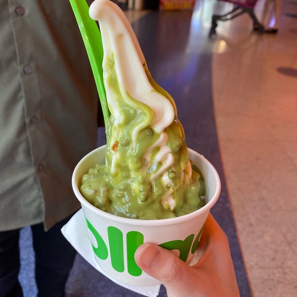 FINALLY‼️‼️ jumpa jugak satu produk SIMILIAR TASTE GILERRR dengan PISTACHIO SPREAD yang dekat llao llao tu, yg asyik cepat sangat habis nya dan TOP 1 flavour buat peminat llao llao, setelah beberapa kajian dan penelitian dibuat.. Akhirnya We Found It‼️‼️LETS RT TOGETHER

📌THREAD