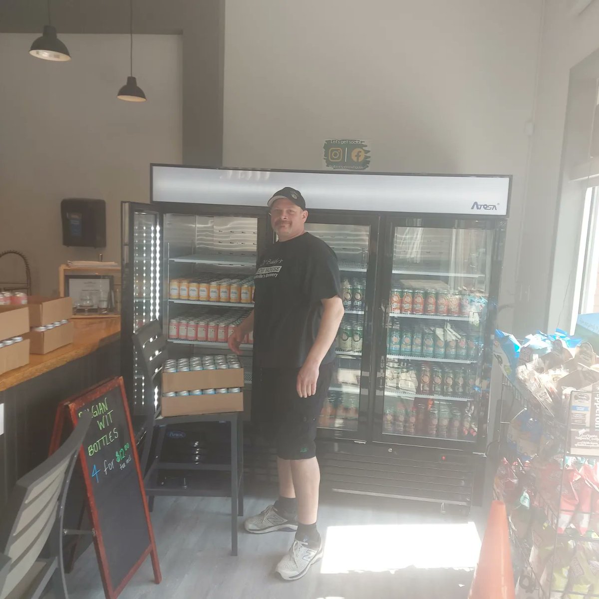 We are back active on Twitter again for a bit.

Have you come by the newly refreshed Taproom and patio?

Big changes happened.
Try our new seltzers, 3 flavours now, more coming.

Say HI to the friendly staff  we would like to meet you.

#sackvilebrewery