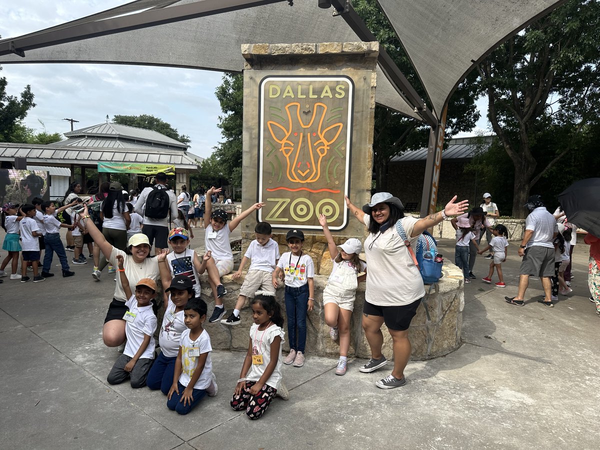 ✨LTL goes to the @DallasZoo! 🦒🐧🐘🦍🚍🥰 350 #CFBISD kiddos! @CFBISD @EldredgeWendy @susanmachayo @CFBElem_Bil_ESL @CFBFacilities