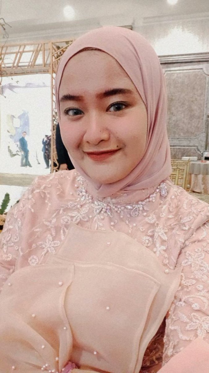 jangan sok tau ttg hidup saya
org dkt termasuk kluarga pun, blm tau semuanya ttg saya.
Anda yg bkn siapa²
seolah² tau sgalanya ttg hidup saya.
hmmmm
LAWAK !